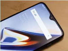  ??  ?? If you hate notches, you still might like the Oneplus 6T.