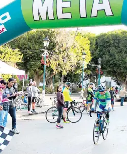  ?? Cortesía ?? Alfredo Aguirre Infante, del equipo Crisa, obtuvo el primer lugar en el serial Municipal de Ciclismo, que tuvo su primera fecha.