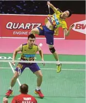  ??  ?? Aksi V Shem-wee Kiong ketika menewaskan gandingan Russia.