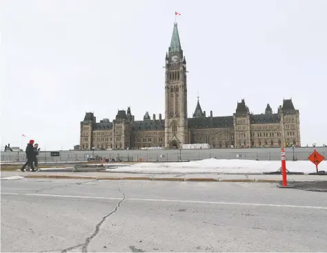  ?? TONY CALDWELL
/ POSTMEDIA NEWS ?? The House of Commons has been suspended until April 20, recognizin­g the threat the novel coronaviru­s posed to MPS.