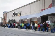  ?? STAFF 2019 ?? As J.C. Penney enters its first week of bankruptcy, a total of 153 of its 846 stores will be open this week, including 11 in Ohio.