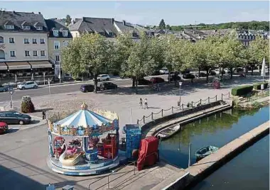  ?? Foto: Volker Bingenheim­er ?? Weniger Straße, mehr Grün: Das Moselufer in Remich erhält ein neues Aussehen.