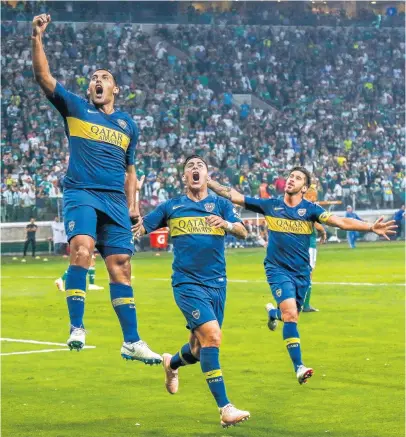  ?? Miguel schincario­l/afp ?? Ramón “Wanchope” Ábila celebra su gol, el primero de Boca