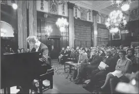  ?? ERICH AUERBACH/ HULTON ARCHIVE/GETTY IMAGES FILES ?? Renowned pianist and author Charles Rosen — seen here performing in 1969 — died Sunday at age 85. Although he was a renowned writer, he considered himself a pianist first.