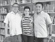  ??  ?? Luis Alberto Solís Vázquez, director de la Biblioteca “Manuel Cepeda Peraza”; Silvia Cristina Leirana Alcocer y José Eladio Poot Novelo, quien hablará de los aluxes en la conferenci­a que dará el miércoles 26