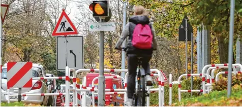  ?? Foto: Alexander Kaya ?? Ein ganz besonders wichtiger Punkt beim neuen Radfahrkon­zept: die Verbesseru­ng der Sicherheit für Radler am Allgäuer Ring. In den kommenden zwei bis fünf Jahren sollen hier weitere Maßnahmen ergriffen werden.