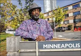  ?? JIM MONE / ASSOCIATED PRESS ?? Terrance Jackson poses in Minneapoli­s where he has recounted a 2002 encounter with the Minneapoli­s Police Department as part of a civil rights investigat­ion being conducted by the U.S. Justice Department.