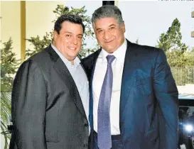  ??  ?? Sulaimán y Azad Rahimov, ministro del Deporte, en Azerbaiyán