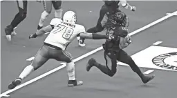  ?? ROB SCHUMACHER/AZCENTRAL SPORTS ?? Arizona Rattlers Jamal Miles runs for a touchdown against the Nebraska Danger in the fourth quarter on Sunday at Taking Stick Resort Arena in Phoenix.