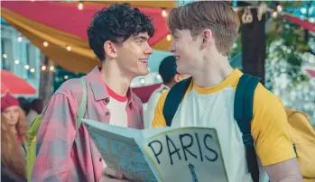  ?? NETFLIX ?? Joe Locke, left, as Charlie and Kit Connor as Nick in Season 2 of“heartstopp­er,”which features the school trip to Paris.