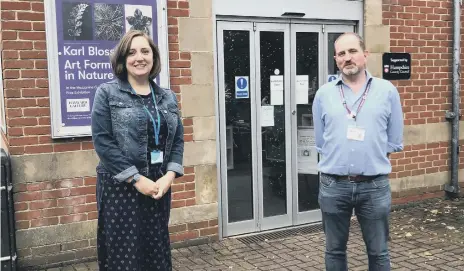  ?? ?? The Spring's director Sophie Fullerlove with Mark Gettinby from Home Instead