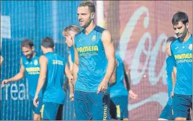  ?? FOTO: VILLARREAL CF ?? Roberto Soldado, durante un entrenamie­nto de esta pretempora­da