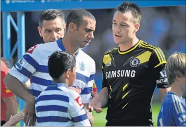  ??  ?? ÚLTIMO PARTIDO. Anton Ferdinand se negó a saludar a Terry en el último Chelsea- QPR.