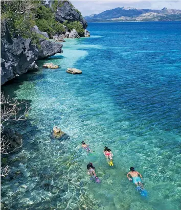  ?? ?? Snorkeling at the Yasawa Islands.