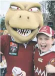  ??  ?? Kane Toad with Maroons fan Zak Nielsen.