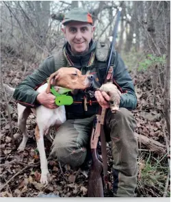  ?? ?? Il giovane pointer Zack (un anno) di Massimo Ambesi, alla sua prima stagione venatoria nel Bresciano