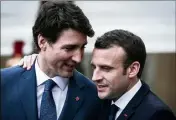  ?? (Photo AFP) ?? Macron et Trudeau qui sont de la même génération comptent bien, lors du G vendredi, revenir sur la décision de Trump qui leur impose de lourdes taxes.