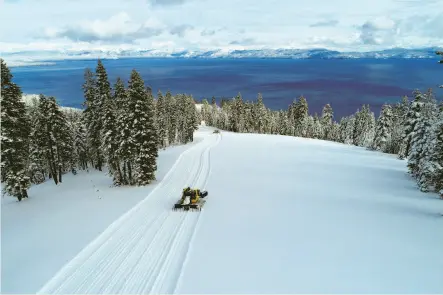  ?? Homewood Mountain Resort ?? Top: Homewood Mountain Resort, above the west shore of Lake Tahoe, readies for Friday’s season opener.