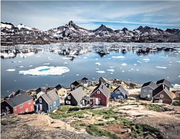  ?? Smilla’s Sense of Snow in Greenland, in a remote location just above the Arctic Circle ?? i Julia Ormond, below, has fond memories of filming