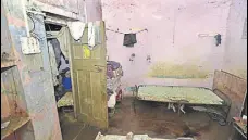 ?? SUSHIL KUMAR/HT ?? The house where the nuclear scientist was found dead in New Delhi on Friday.