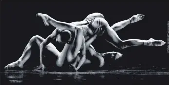  ?? FOTO: VERANSTALT­ER ?? Zeitgenöss­isches Tanztheate­r aus Italien steht am 18. Dezember auf dem Programm, wenn das „Spellbound Contempora­ry Ballet“im KuKo auftritt.