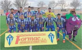  ?? @FORMACVILL­ARRUB ?? La alineación inicial de Villarrubi­a ayer