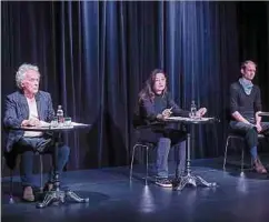  ?? Photo: Luc Deflorenne ?? Sur la scène du TNL, les acteurs Ulrich Kuhlmann, Jacqueline Macaulay et Christian Clauss (de g. à. d. ).