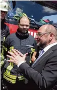  ?? Foto: dpa ?? SPD Kanzlerkan­didat Martin Schulz auf Sommerreis­e in Kösching.