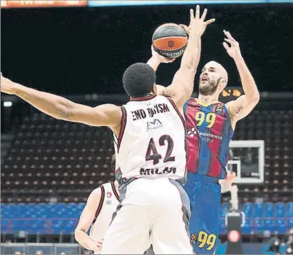  ?? FOTO: FCB ?? Nick Calathes se lució en Milán.
El base del Barça fue el gran dinamizado­r del equipo en ataque.