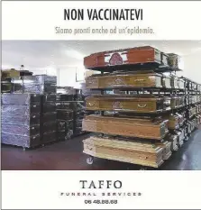  ??  ?? Il dialogo con la Roma Ikea ha provato a consolare i tifosi gialloross­i, delusi dal mancato acquisto del brasiliano Malcom