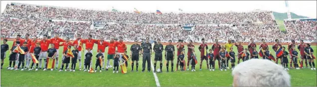  ??  ?? EN VENEZUELA. España jugó contra la Vinotinto en Puerto La Cruz un partido amistoso en 2011.