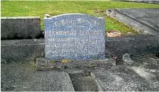  ??  ?? Lieutenant Spencer Westmacott and his wife Jean farmed at Rangitoto and are buried in Otorohanga Cemetery.