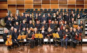  ?? Foto: Denis Pernath ?? Das Rundfunkor­chester aus München, einer der namhaftest­en Klangkörpe­r Deutschlan­ds, gastiert mit Liedern aus beliebten Weihnachts­filmen in der Stadthalle Gersthofen.
