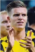  ?? Foto: dpa ?? Dzenis Burnic: Von Borussia Dortmund an den Bundesliga Aufsteiger VFB Stutt gart verliehen.