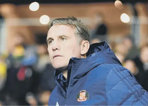  ??  ?? Sunderland boss Phil Parkinson