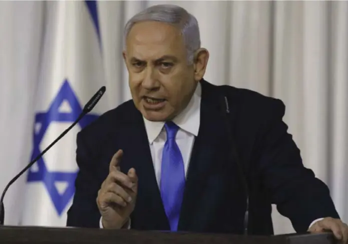  ?? ?? “Não são os judeus e nem Israel que estão bombardean­do as cidades e hospitais palestinos - é esse psicopata chamado Benjamin Netanyahu”