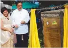  ??  ?? Director Villegas and DOT Secretary Jimenez unveil the marker at the new Binhi ng Lahi garden at the eastern end of the park.