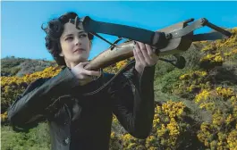  ??  ?? Eva Green vive a senhorita Peregrine, uma guardiã de muitos talentos