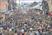  ?? AFP ?? ▪ Villagers carry bodies of two slain teenaged militants in North Srinagar, Kashmir, on Monday.