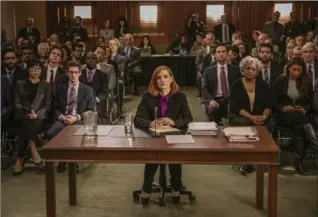  ?? KERRY HAYES, EUROPA ?? Jessica Chastain, centre, in a scene from “Miss Sloane,” in which she plays a workaholic Washington lobbyist.