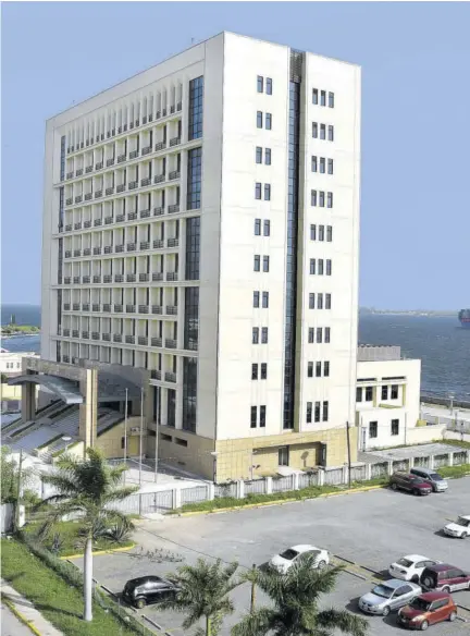  ?? (Photo: Michael Gordon) ?? The new Ministry of Foreign Affairs in downtown Kingston.