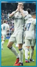  ??  ?? FELIZ. Bale volvió a jugar después de 88 días y agradeció el cariño de la afición madridista.