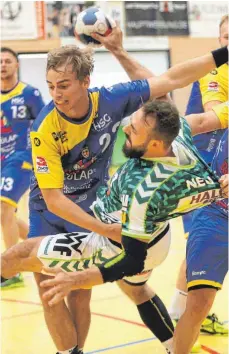  ?? FOTO: EIBNER-PRESSEFOTO/IMAGO IMAGES ?? Das Land hält zusammen – hier Göppingens Tim Kneule im Pokalduell mit der HSG Konstanz im August 2018.