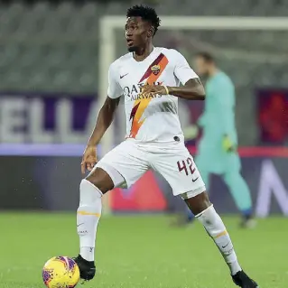  ??  ?? Regista Amadou Diawara, 22 anni, sotto contratto con la Roma fino al 2024