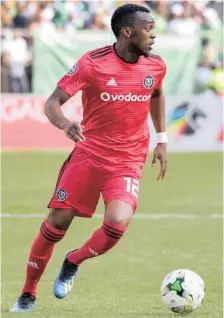  ??  ?? Justin Shonga of Orlando Pirates is in fine form but Sundowns coach Pitso Mosimane isn’t worried about the speedy striker tomorrow. | BackpagePi­x