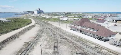  ??  ?? The rail line and Via Rail station in Churchill. A deal has been reached to sell and repair a broken rail line that is the only land link for the northern Manitoba town.