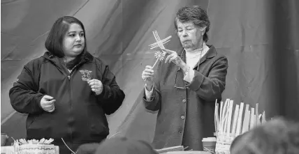  ?? FRAM DINSHAW/TRURO NEWS ?? Maryanne Martin, left, and her grandmothe­r, Jean Martin, demonstrat­e traditiona­l Mi’kmaq wood products from carvings to baskets as they teach students about sustainabl­e living.