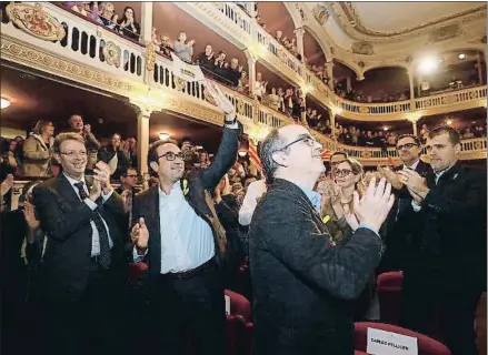  ?? VICENÇ LLURBA ?? Josep Rull y Jordi Turull fueron los protagonis­tas del mitin de JxCat en Reus