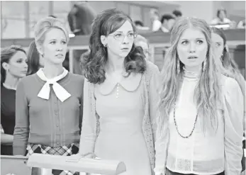  ?? PHOTOS BY JESSICA MIGLIO, AMAZON STUDIOS ?? Jane (Anna Camp, left), Cindy (Erin Darke) and Patti (Genevieve Angelson) are female researcher­s fighting gender bias in the newsroom in Amazon’s 1960s-set Good Girls Revolt.