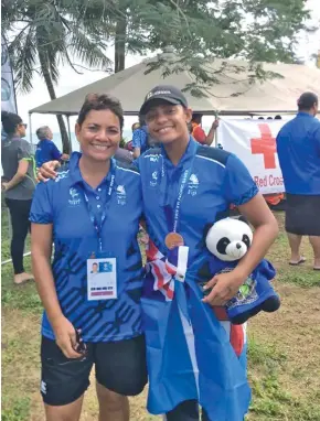  ??  ?? From left; Coach Sharon Smith and Matelita Buadromo during the 2019 Pacific Games in Apia, Samoa.